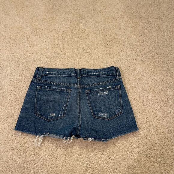J Brand Jean Shorts Size 25! In perfect condition! - Picture 2 of 4